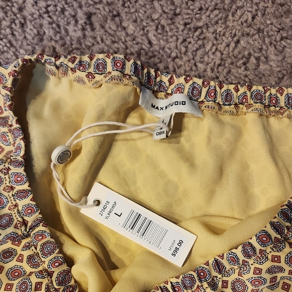 Yellow Patterned Women's Skirt - Picture 2 of 5